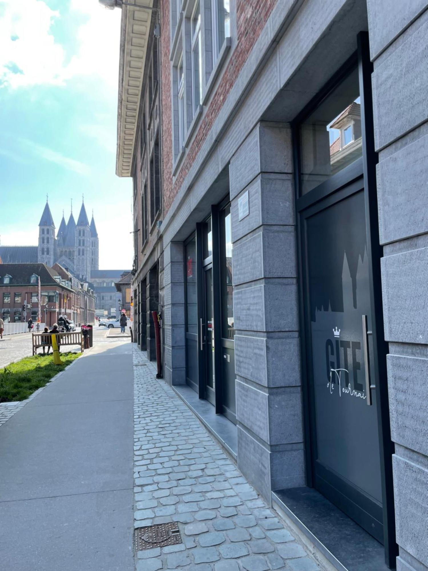 Gite De Tournai - Les Beaux-Arts Eksteriør bilde